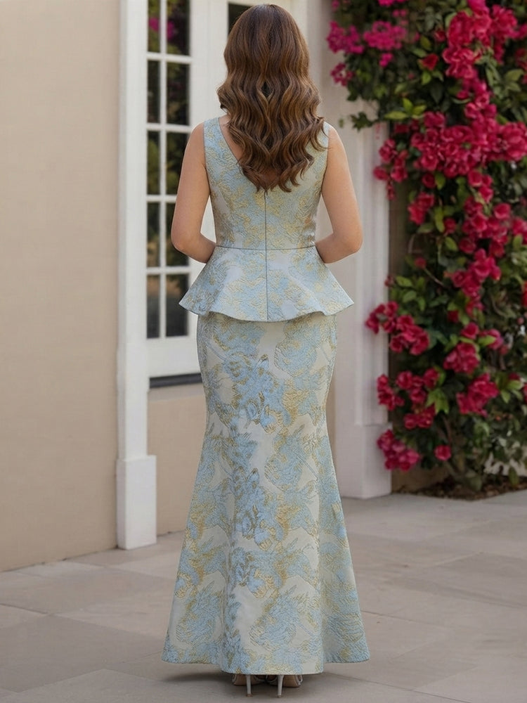 Jacquard Mermaid V Neck Long Mother of the Bride Dresses with Ruffles