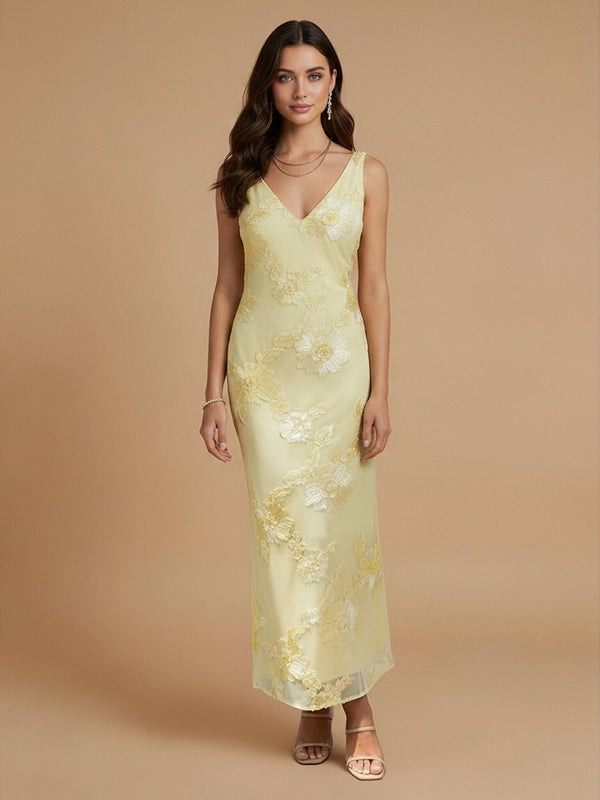 Tulle Mermaid V Neck Long Bridesmaid Dresses with Floral Embroidery