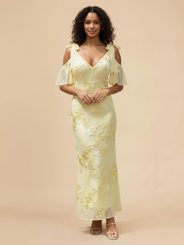 Tulle Mermaid V Neck Long Bridesmaid Dresses with Floral Embroidery