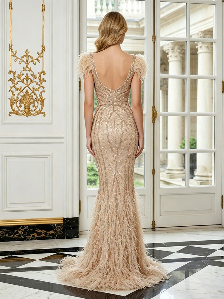 Tulle Mermaid Scoop Neck Long Evening Dresses with Feather
